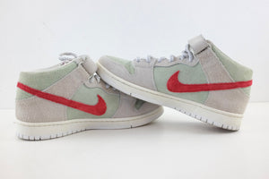 Nike SB Dunk Mid White Widow