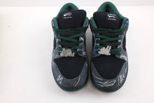 Load image into Gallery viewer, Nike SB Dunk Low There Skateboards