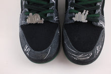 Load image into Gallery viewer, Nike SB Dunk Low There Skateboards