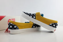 Load image into Gallery viewer, Vans Slip-On 47 DX David Bowie Hunky Dory