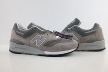 Load image into Gallery viewer, New Balance 997 Grey