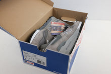 Load image into Gallery viewer, New Balance 997 Grey