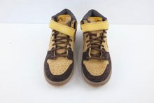 Load image into Gallery viewer, Nike SB Dunk Mid Wheat Bronze