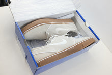 Load image into Gallery viewer, Nike Zoom Janoski SB White Gum