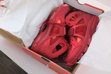 Load image into Gallery viewer, Nike Zoom Huarache TR Mid Flash