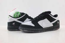 Load image into Gallery viewer, Nike SB Dunk Low Staple Panda Pigeon