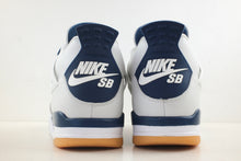 Load image into Gallery viewer, Air Jordan 4 Retro SB Navy