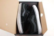 Load image into Gallery viewer, Vans Syndicate SK8-Low "S" Wade Speyer