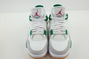 Air Jordan 4 Retro SB Pine Green