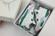 Load image into Gallery viewer, Air Jordan 4 Retro SB Pine Green