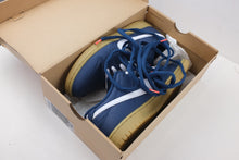 Load image into Gallery viewer, Nike SB Dunk Low Navy Gum