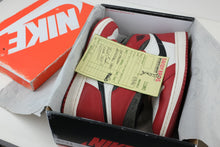 Load image into Gallery viewer, Air Jordan 1 Retro High Chicago Lost &amp; Found