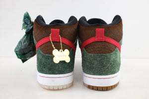 Nike SB Dunk High Dog Walker