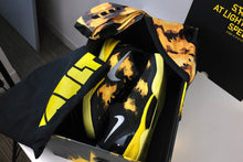 Load image into Gallery viewer, Nike Kobe 8 Sulfur Electric Yellow (Strike at Light Speed Event)
