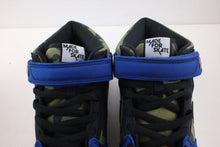 Load image into Gallery viewer, Nike SB Dunk Mid Made for Skate