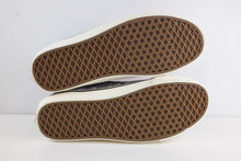 Load image into Gallery viewer, Vans Sk8-Hi Snoopy &amp; The Gang