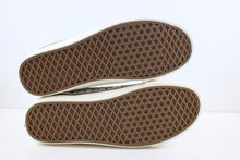 Load image into Gallery viewer, Vans Sk8 Hi LX Camp Snoopy