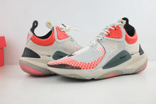 Load image into Gallery viewer, Nike Joyride CC3 Setter