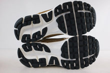 Load image into Gallery viewer, Nike Zoom Vomero 5 Metallic Gold (W)