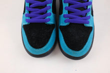 Load image into Gallery viewer, Nike SB Dunk Low Skeletor