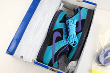 Load image into Gallery viewer, Nike SB Dunk Low Skeletor