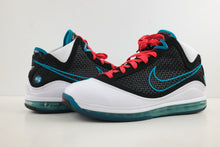 Load image into Gallery viewer, Nike LeBron 7 NFW Red Carpet