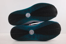 Load image into Gallery viewer, Nike LeBron 7 NFW Red Carpet