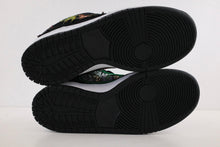 Load image into Gallery viewer, Nike SB Dunk Low Neckface