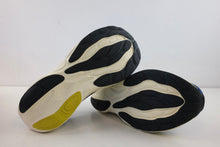 Load image into Gallery viewer, New Balance Fresh Foam x 1080v14