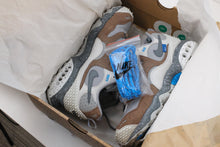 Load image into Gallery viewer, Nike Air Terra Humara Undefeated Archaeo Brown