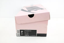 Load image into Gallery viewer, Nike SB Dunk Low Boca Jr. (2005)