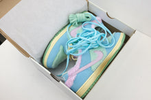 Load image into Gallery viewer, Nike SB Dunk Low Verdy Visty