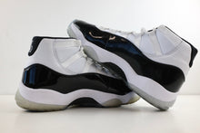 Load image into Gallery viewer, Air Jordan 11 Retro Concord (2018)