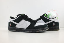 Load image into Gallery viewer, Nike SB Dunk Low Staple Panda Pigeon