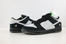 Load image into Gallery viewer, Nike SB Dunk Low Staple Panda Pigeon