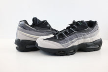 Load image into Gallery viewer, Nike Air Max 95 Comme des Garcon