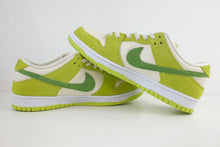 Load image into Gallery viewer, Nike SB Dunk Low Green Apple