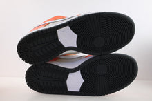 Load image into Gallery viewer, Nike SB Dunk Low Orange Box