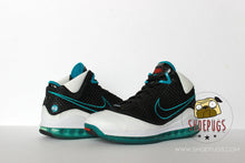 Load image into Gallery viewer, Nike Air Max Lebron VII 7 Red Carpet