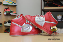 Load image into Gallery viewer, Nike SB Dunk High Mork &amp; Mindy